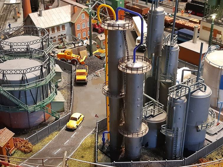 Ein Bild, das Pfeife Flte Rohr, Industrie, Bautechnik, Zylinder enthlt.

Automatisch generierte Beschreibung