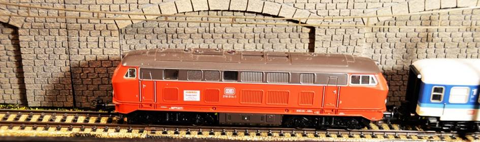 Ein Bild, das Transport, Zug enthlt.

Automatisch generierte Beschreibung