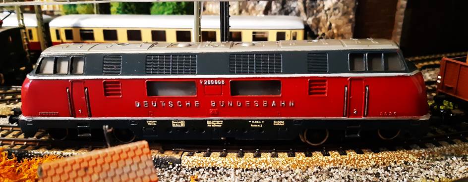 Ein Bild, das Transport, Zug enthlt.

Automatisch generierte Beschreibung