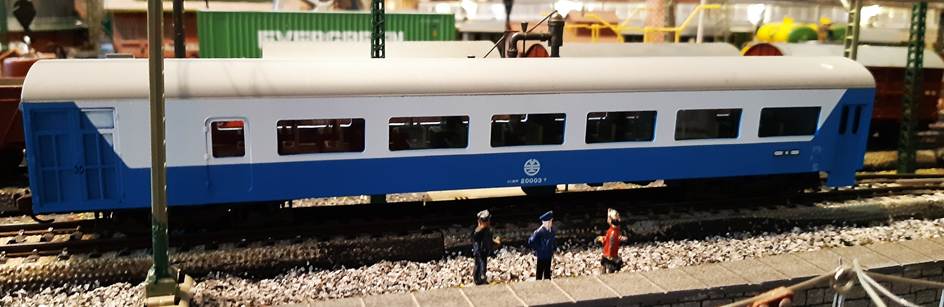 Ein Bild, das drauen, Bahn, Eisenbahn, Himmel enthlt.

Automatisch generierte Beschreibung